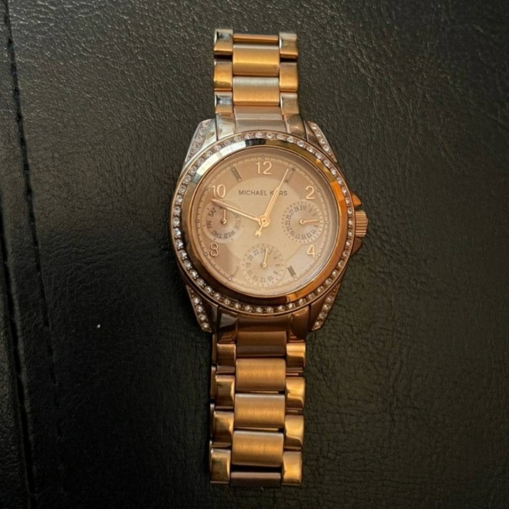 Michael Kors Watch ***